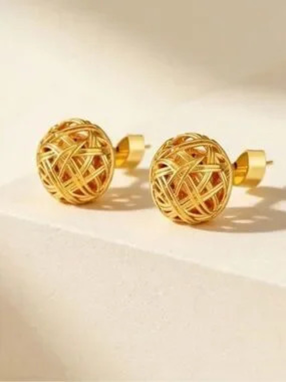 Loowe Gold Woven Ball Earrings